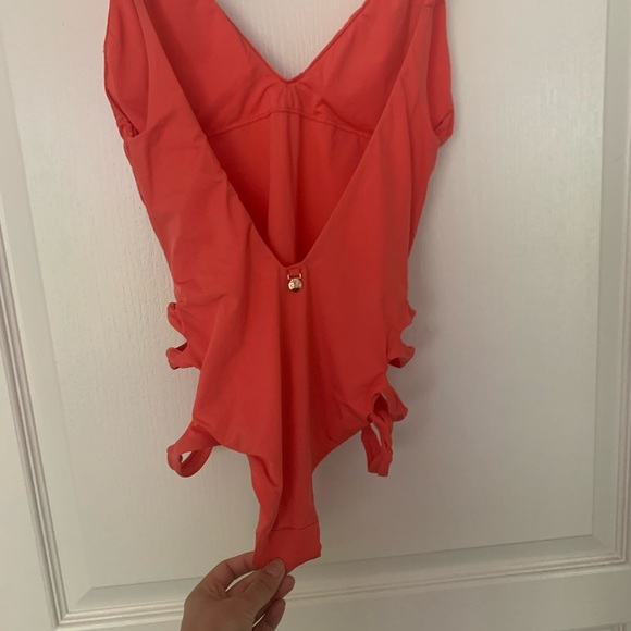 Malai Coral One Peice Peek a boo Size: Small - Picture 2 of 6